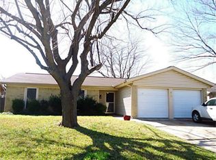 228 W Volunteer Dr, Arlington, TX 76014