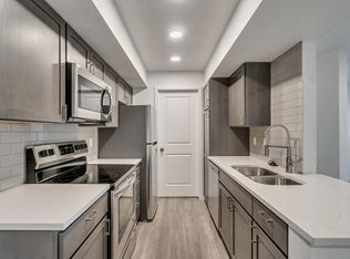 276 W Antelope Dr APT S, Layton, UT 84041