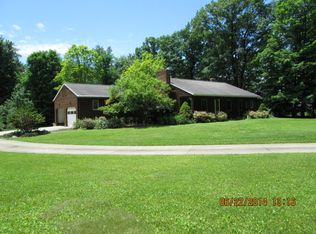 1815 Walker Lake Rd, Ontario, OH 44906