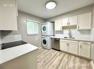 1132 W 41st Ter #2W, Kansas City, MO 64111