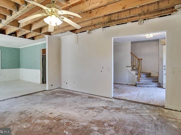 5th image of 1409 Aragona Blvd