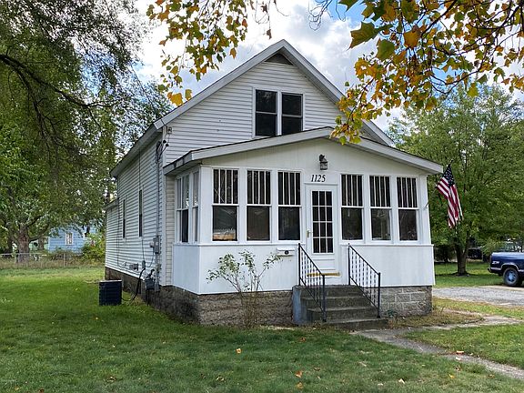 3rd image of 1125 E Forest Ave