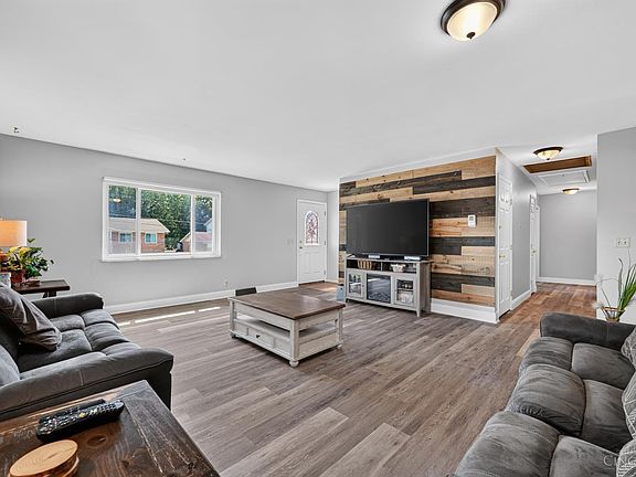 4th image of 511 Milgin Dr