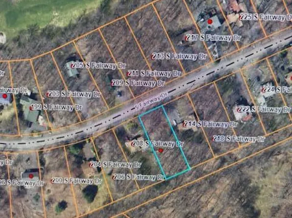 4073 S Fairway Dr, Lake Ariel, PA 18436