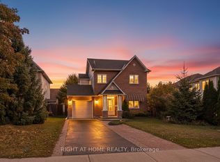 160 Grassy Plains Dr, Ottawa, ON K2M 2S1