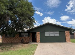 2005 W 8th St, Fort Stockton, TX 79735