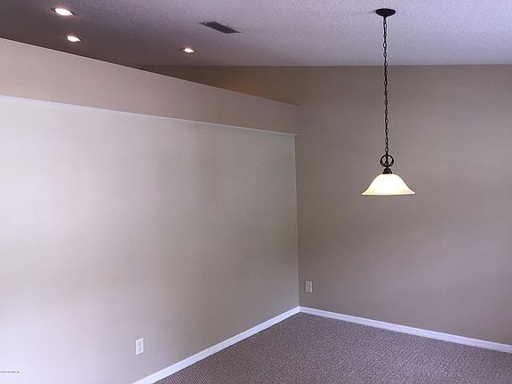 5th image of 12886 Chets Creek Dr N