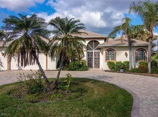 407 SE 21st St, Cape Coral, FL 33990