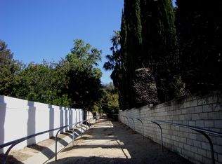 10921 Oso Ave, Chatsworth, CA 91311