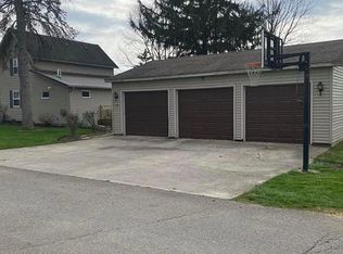 375 Vine St E, La Rue, OH 43332