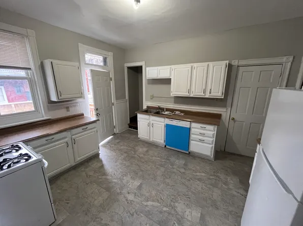 2022 Susquehanna St, Harrisburg, PA 17102