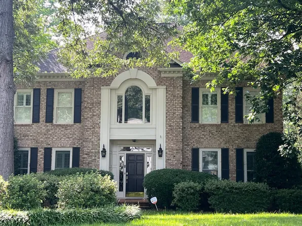 2417 Summerlake Rd, Charlotte, NC 28226