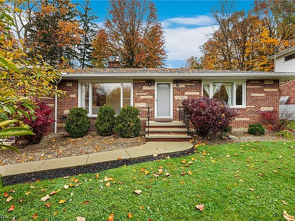 2nd image of 2789 Fort Island Dr