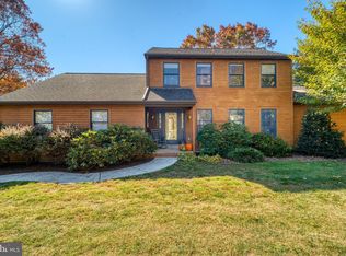 8 Orchard Hill Rd, Robesonia, PA 19551