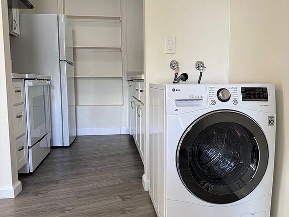5th image of 10380 Miller Ave #4