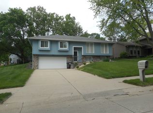 522 S 155th St, Omaha, NE 68154