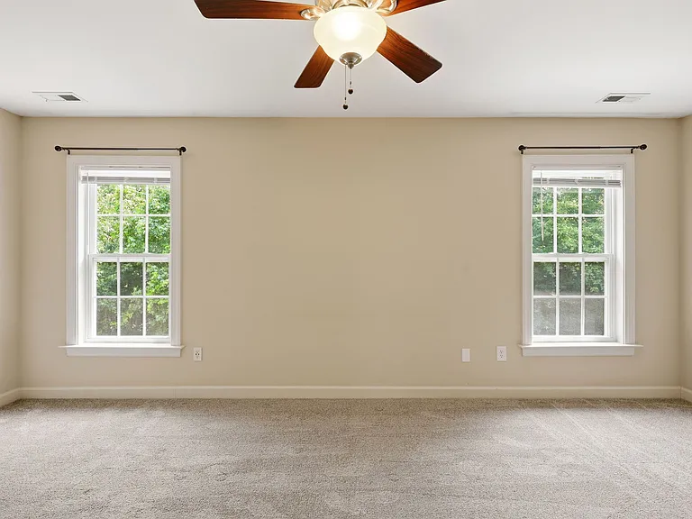 720 Pyracantha Dr — Photo 20