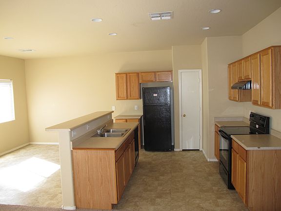 2nd image of 6827 N 81st Dr