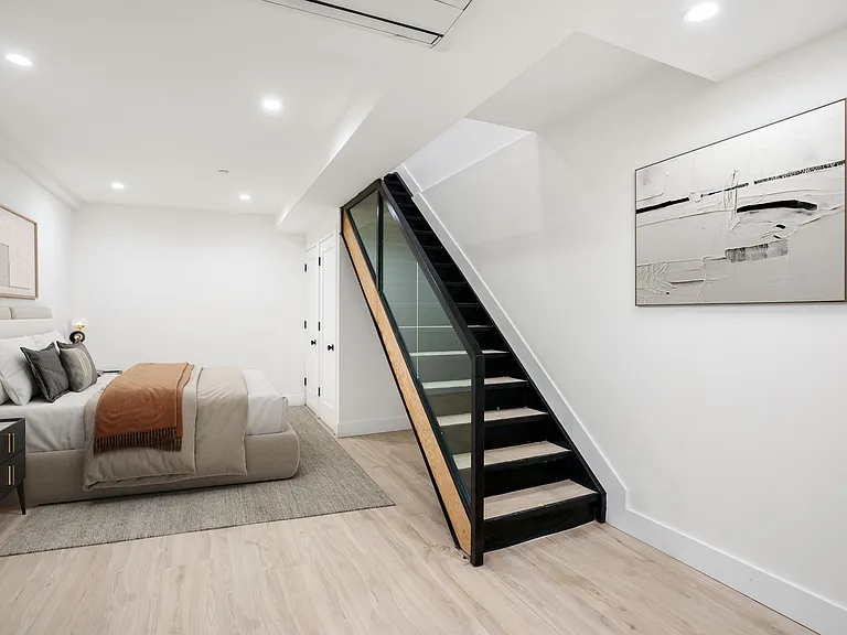 258 Rockaway Ave #1A — Photo 4