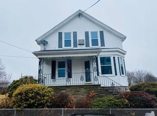 560 Lawton St, Fall River, MA 02721