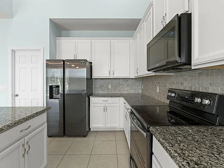 1452 Cabot Dr — Photo 12