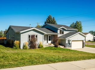 1311 Hill Pond Dr, Sheridan, WY 82801