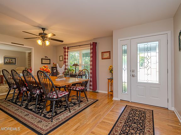 5th image of 445 Silverton Road