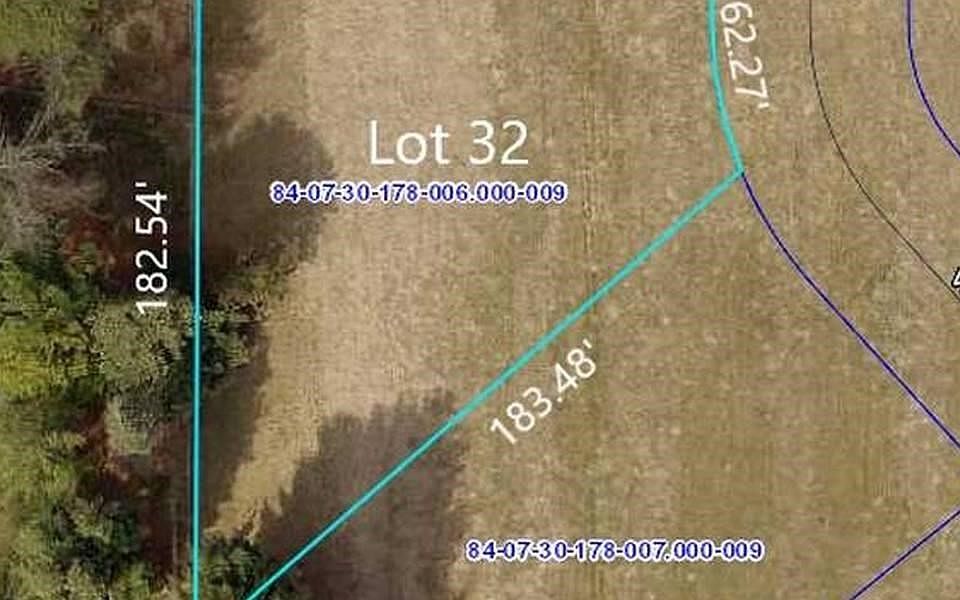 1st image of 685 Vista Glen Dr