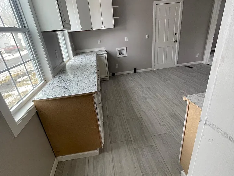 1001 Mathews Ave #1 — Photo 10