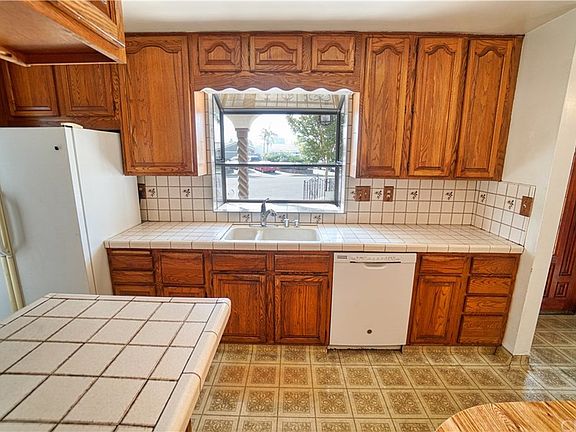 4th image of 6601 Mount Baldy Cir