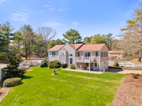 83 Wareham Lake Shore Dr, East Wareham, MA 02538