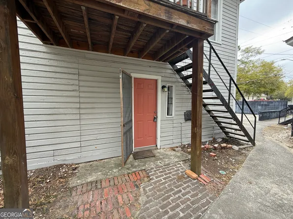 836 E Henry St APT D, Savannah, GA 31401