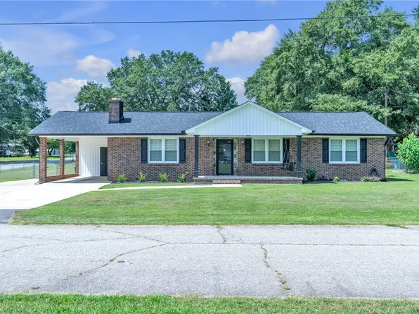 207 Vinewood St, Piedmont, SC 29673