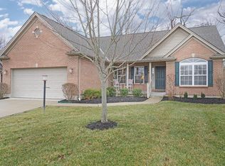 7802 Dew Drop Cir, Hamilton Twp, OH 45039