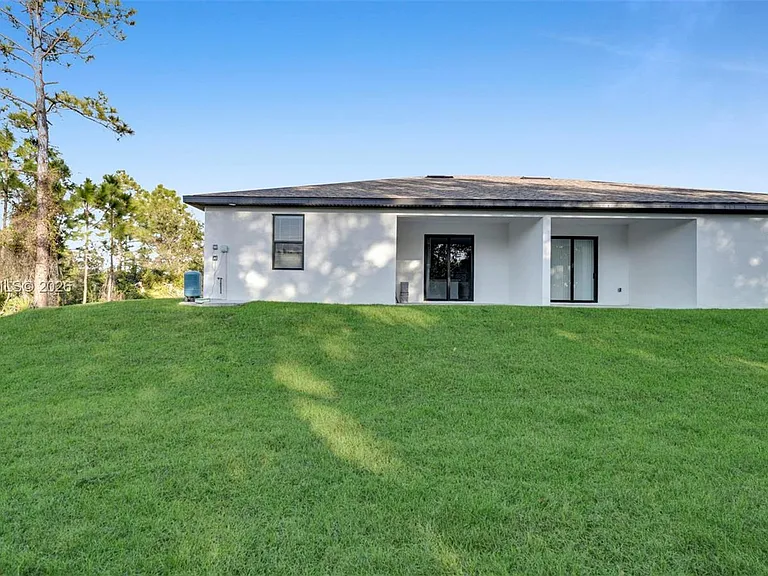 4982 Fairway Ct — Photo 5