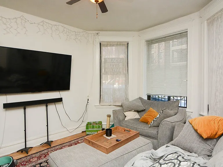 1027 N Honore St #M05R — Photo 10