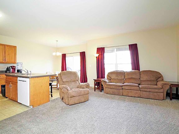 5th image of 16764 S Hazelwood Dr