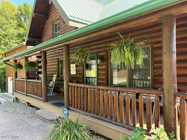 7077 County Road 68, Millersburg, OH 44654