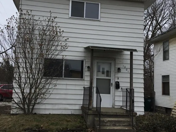 1001 W Willow St, Lansing, MI 48915