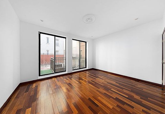 4th image of 471 W 146th St #1