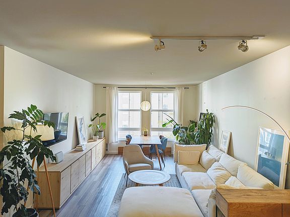 3rd image of 821 Folsom St APT 314