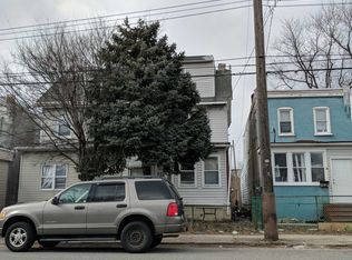 4220 Post Rd, Trainer, PA 19061