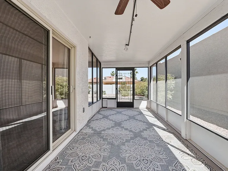 10602 E Elmhurst Dr — Photo 25