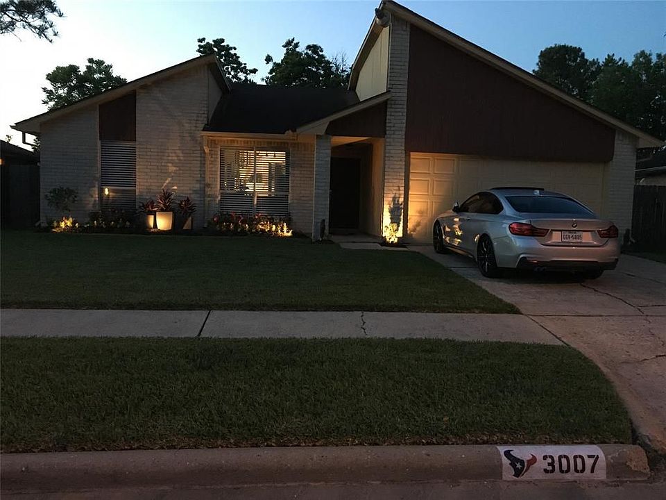 1st image of 3007 Helmsley Dr