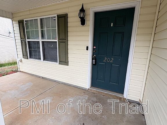 2nd image of 202 Kinnley Ct