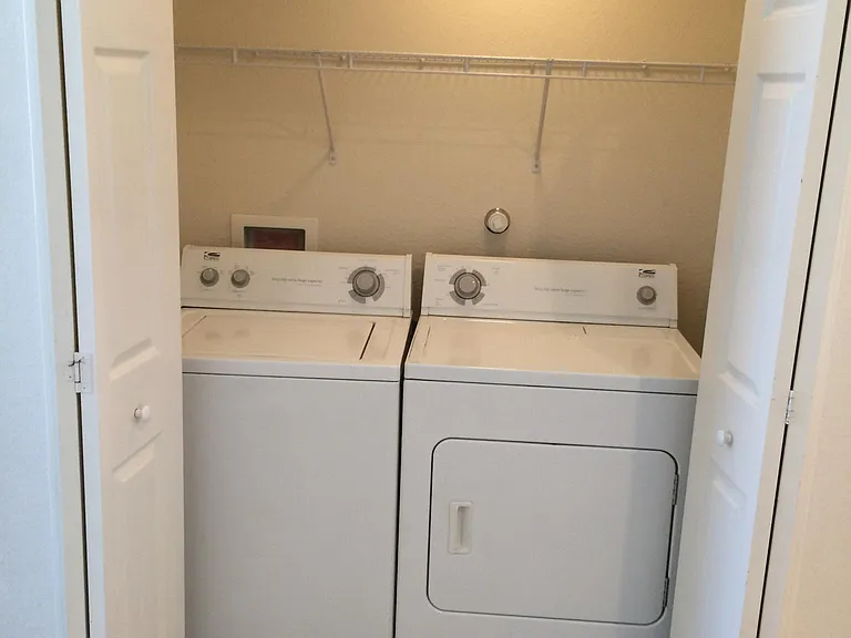 4308 Sabana Loop SE #C — Photo 12