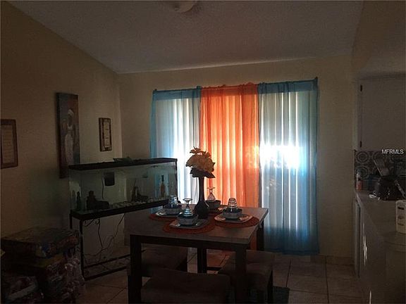 5th image of 4412 Summer Oak Dr