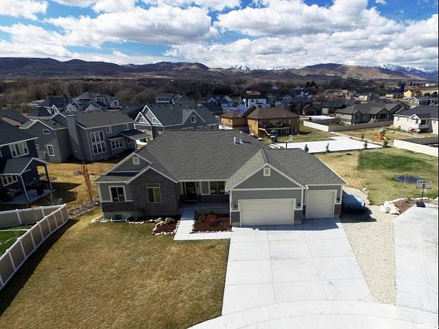 1st image of 1393 W Black Wulff Cir