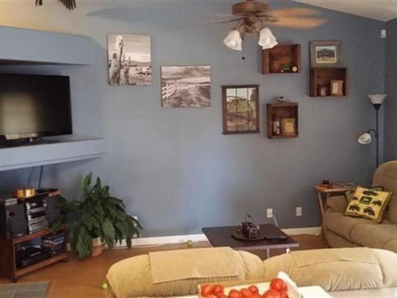 5th image of 5001 Countrywood Ct
