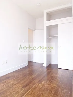 Rented by Bohemia Realty Group | media 7